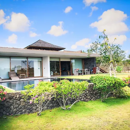 Jimbaran Balangan Beach Front Villa Nakar